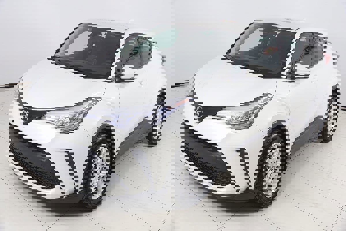 Used 2021 Toyota C-HR LE image 20
