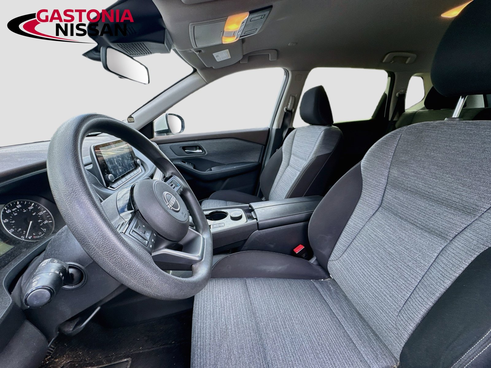 Used 2023 Nissan Rogue SV AWD/4WD image 26