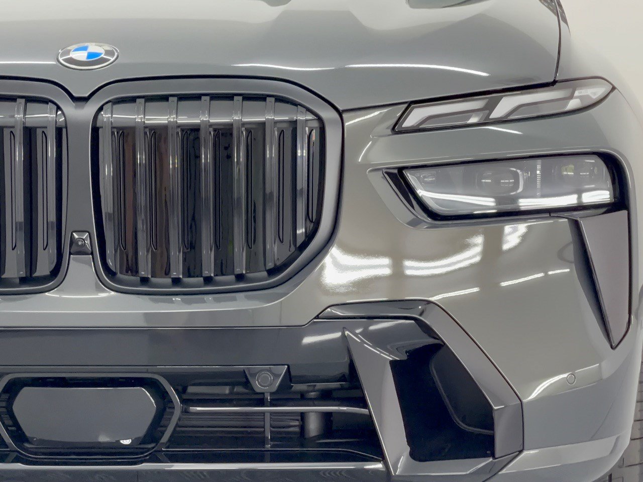 New 2027 BMW X7 xDrive40i w/ M Sport Package AWD/4WD image 12