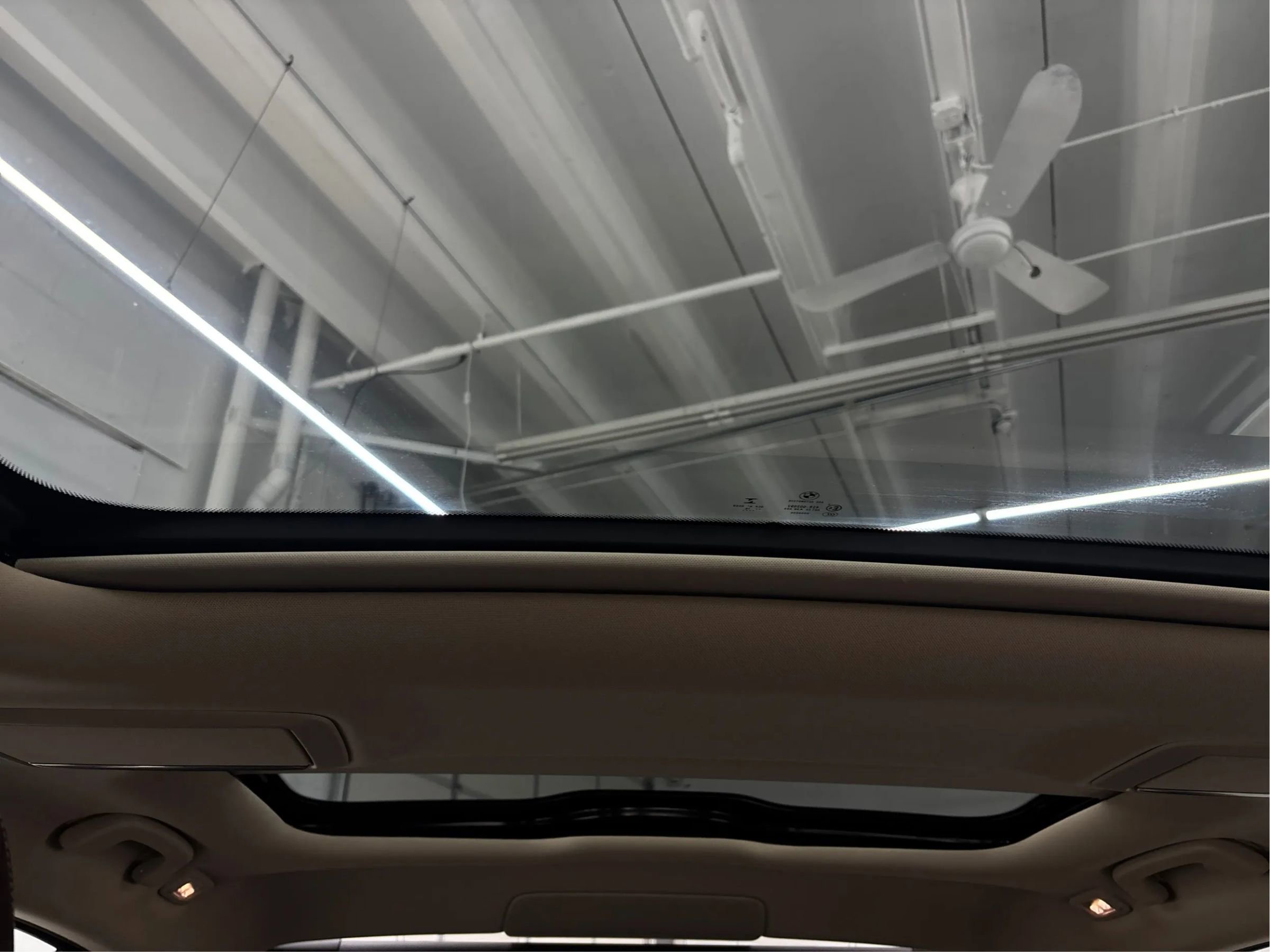 Used 2017 BMW 750i xDrive image 28