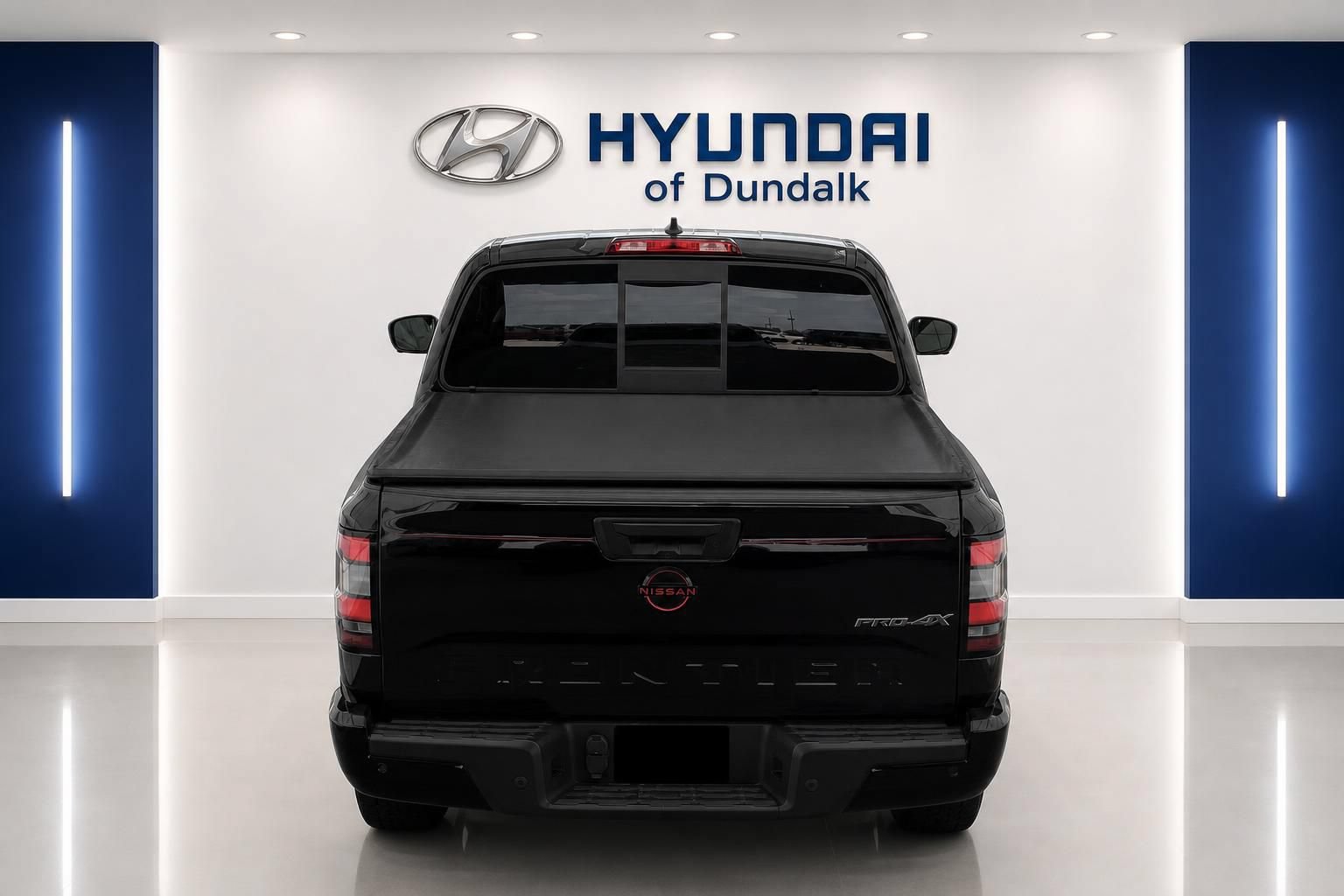 Used 2022 Nissan Frontier PRO-4X AWD/4WD image 6