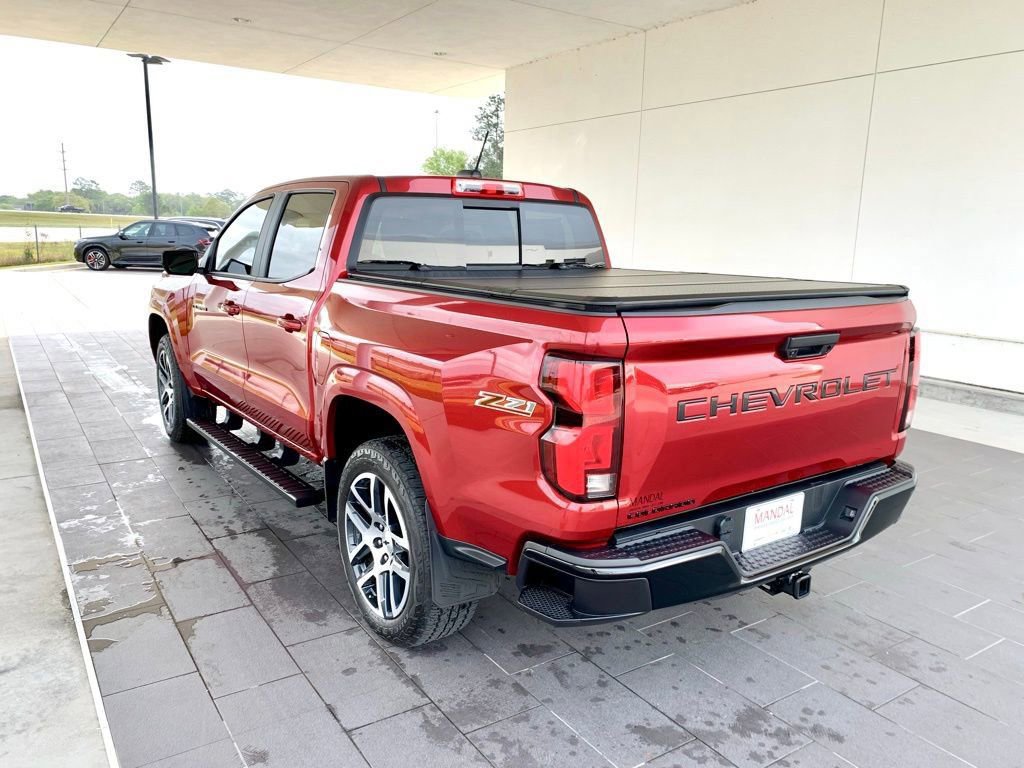 Used 2024 Chevrolet Colorado Z71 w/ Z71 Convenience Package 2 image 7