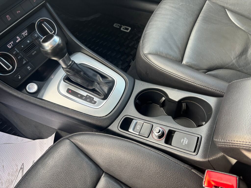 Used 2018 Audi Q3 2.0T Premium image 15