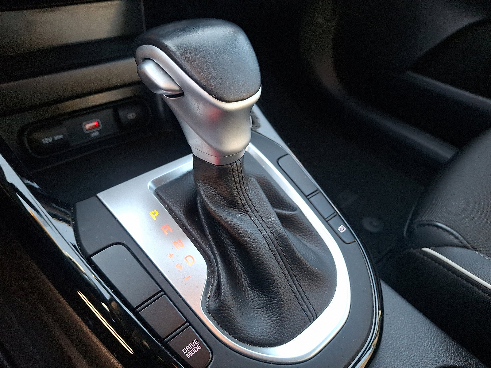 Certified 2022 Kia Forte GT-Line image 14