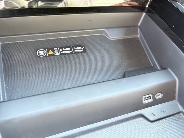 Used 2025 Chevrolet Tahoe Z71 w/ Z71 Off-Road Package AWD/4WD image 21