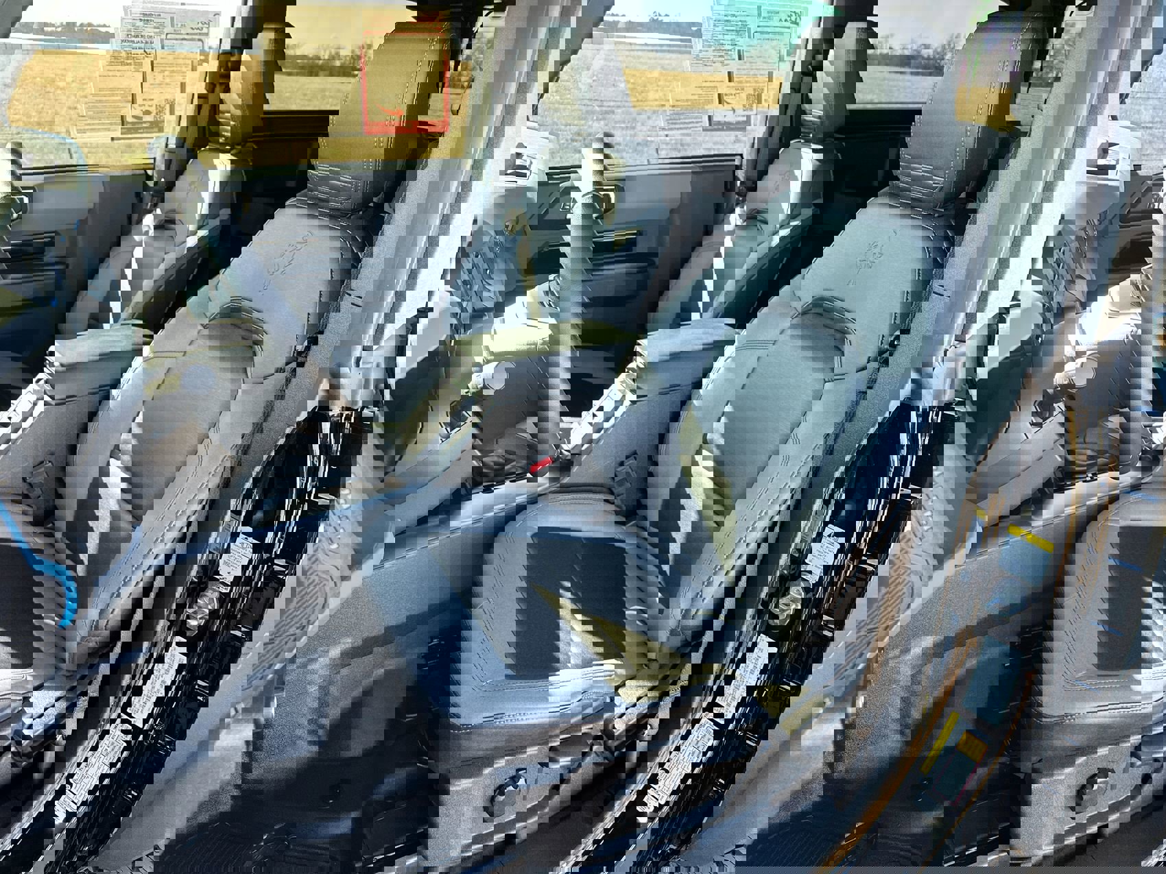 Used 2024 Ford Bronco Black Diamond image 11