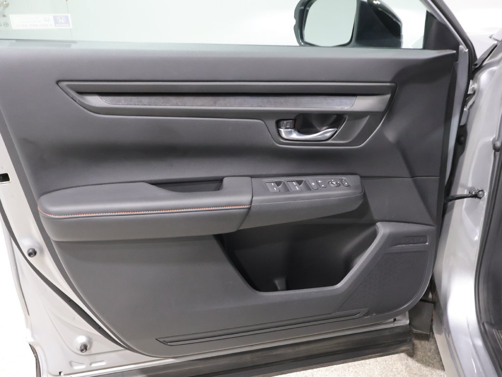 Used 2026 Honda CR-V Sport image 13