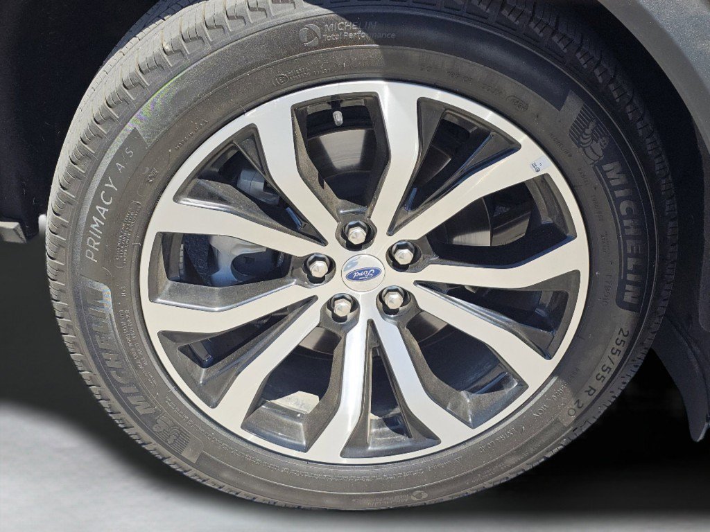 Used 2025 Ford Explorer ST-Line AWD/4WD image 17