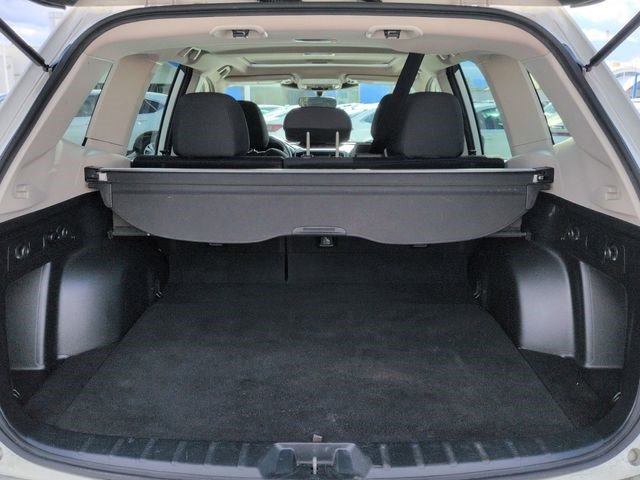 Used 2022 Subaru Forester Premium AWD/4WD image 31