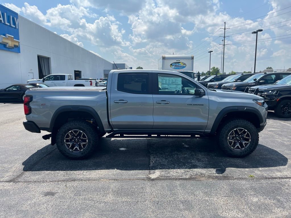 New 2025 Chevrolet Colorado ZR2 image 8
