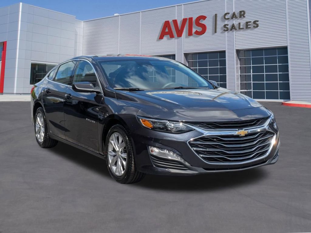 Used 2023 Chevrolet Malibu LT image 3