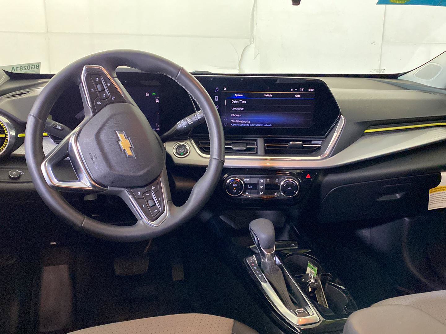 Certified 2024 Chevrolet Trax LT w/ Driver Confidence Package FWD image 34