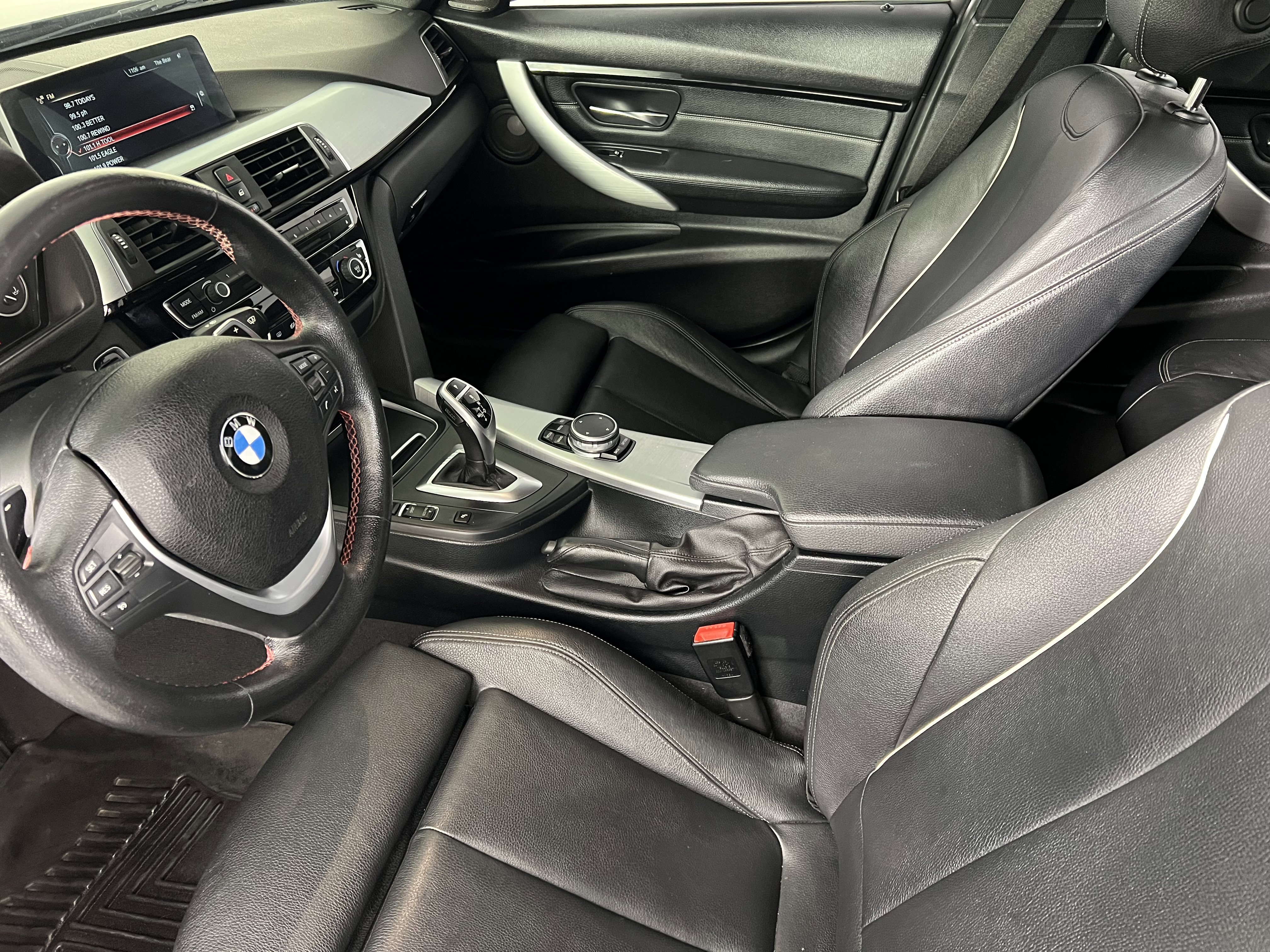 Used 2016 BMW 328i xDrive Sedan image 4