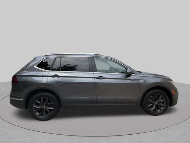 Used 2022 Volkswagen Tiguan SE AWD/4WD image 6