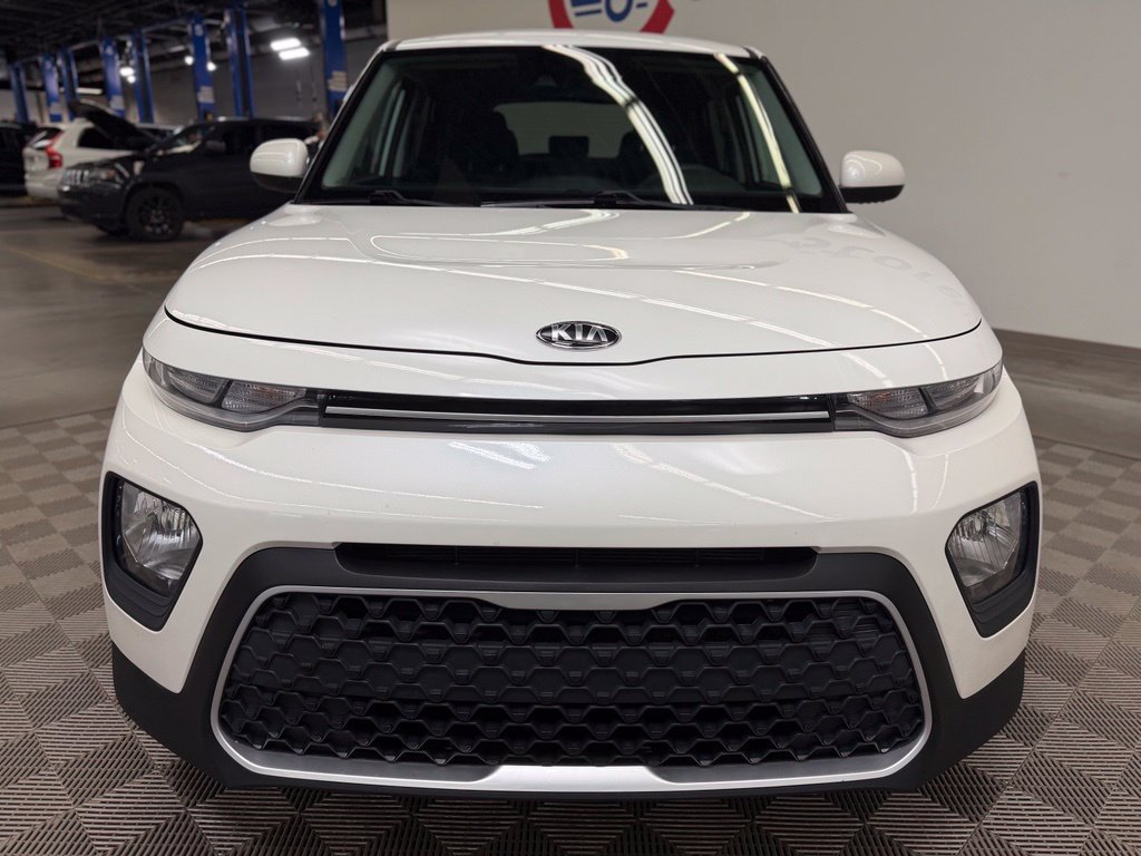 Used 2021 Kia Soul S FWD image 2
