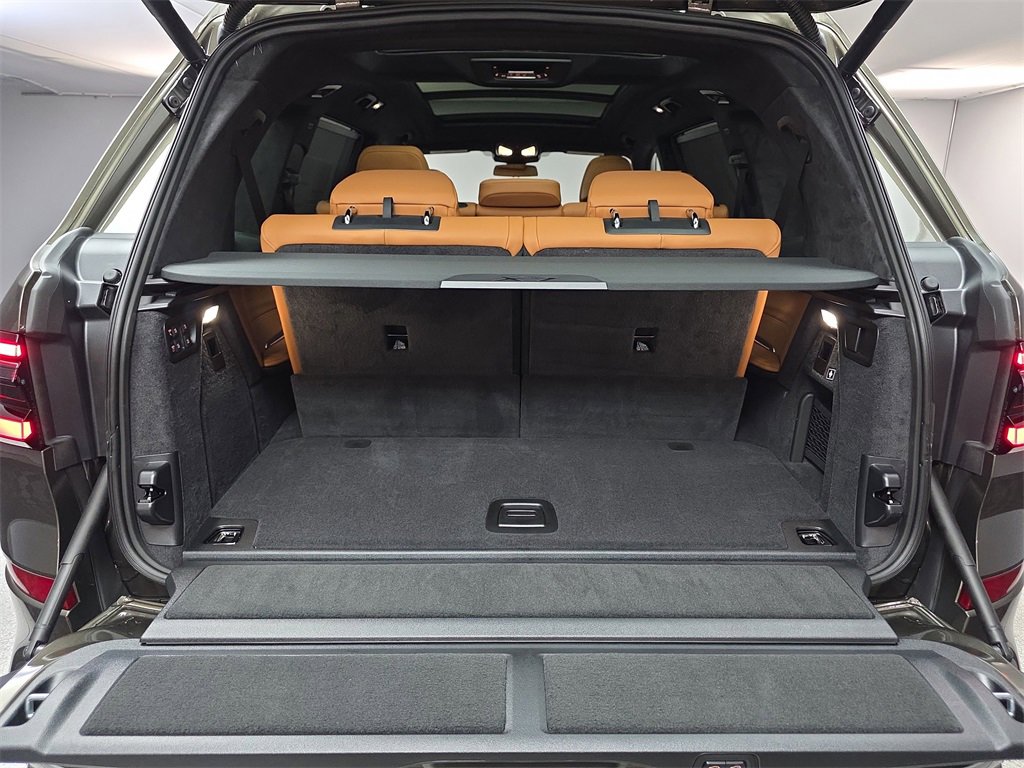 New 2026 BMW X7 xDrive40i w/ M Sport Package image 13