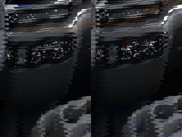 New 2026 GMC Sierra 1500 SLE image 23