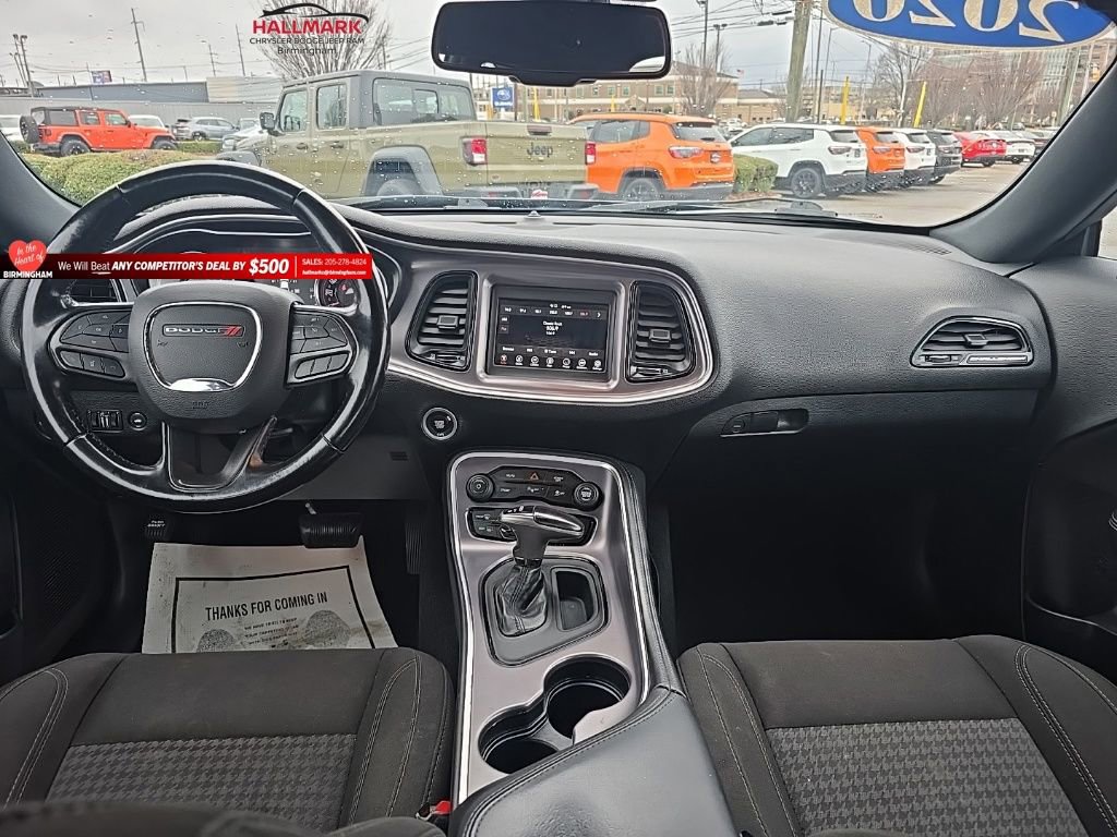 Used 2020 Dodge Challenger SXT w/ Driver Convenience Group image 23