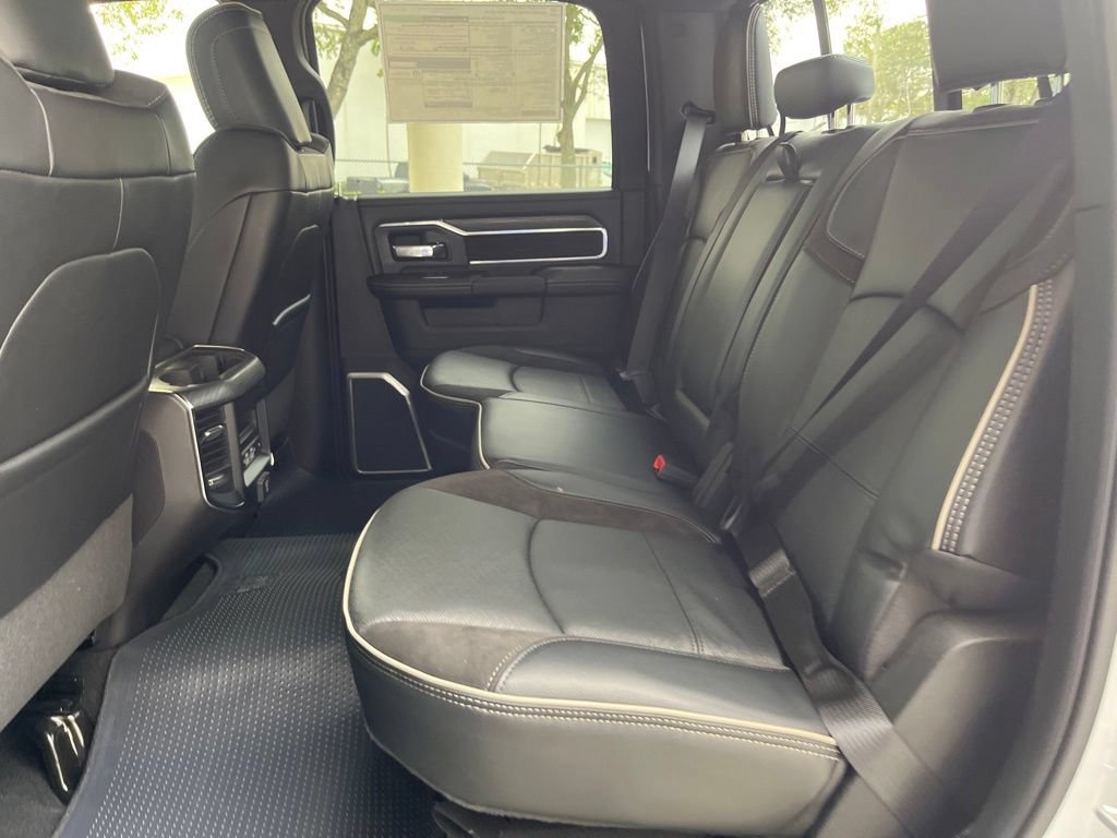 New 2024 RAM 2500 Laramie w/ Night Edition AWD/4WD image 31