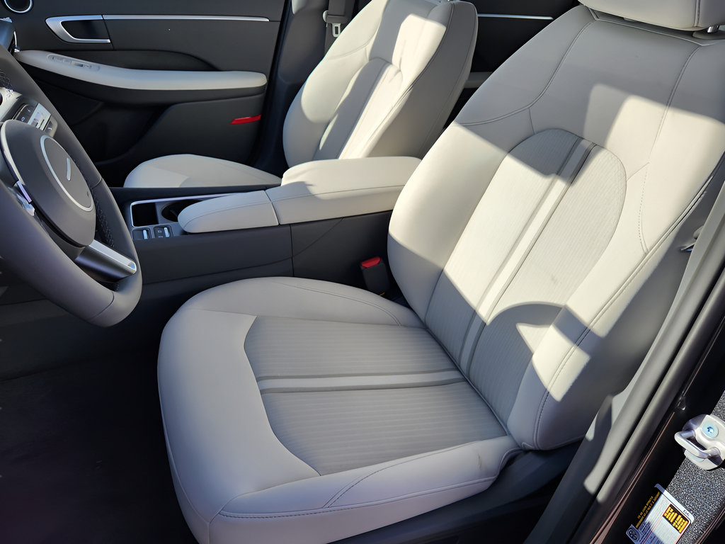 New 2026 Hyundai Sonata SEL AWD/4WD image 13