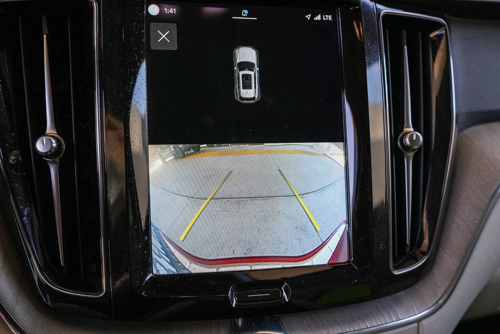 Used 2023 Volvo XC60 B5 Plus w/ Climate Package AWD/4WD image 23