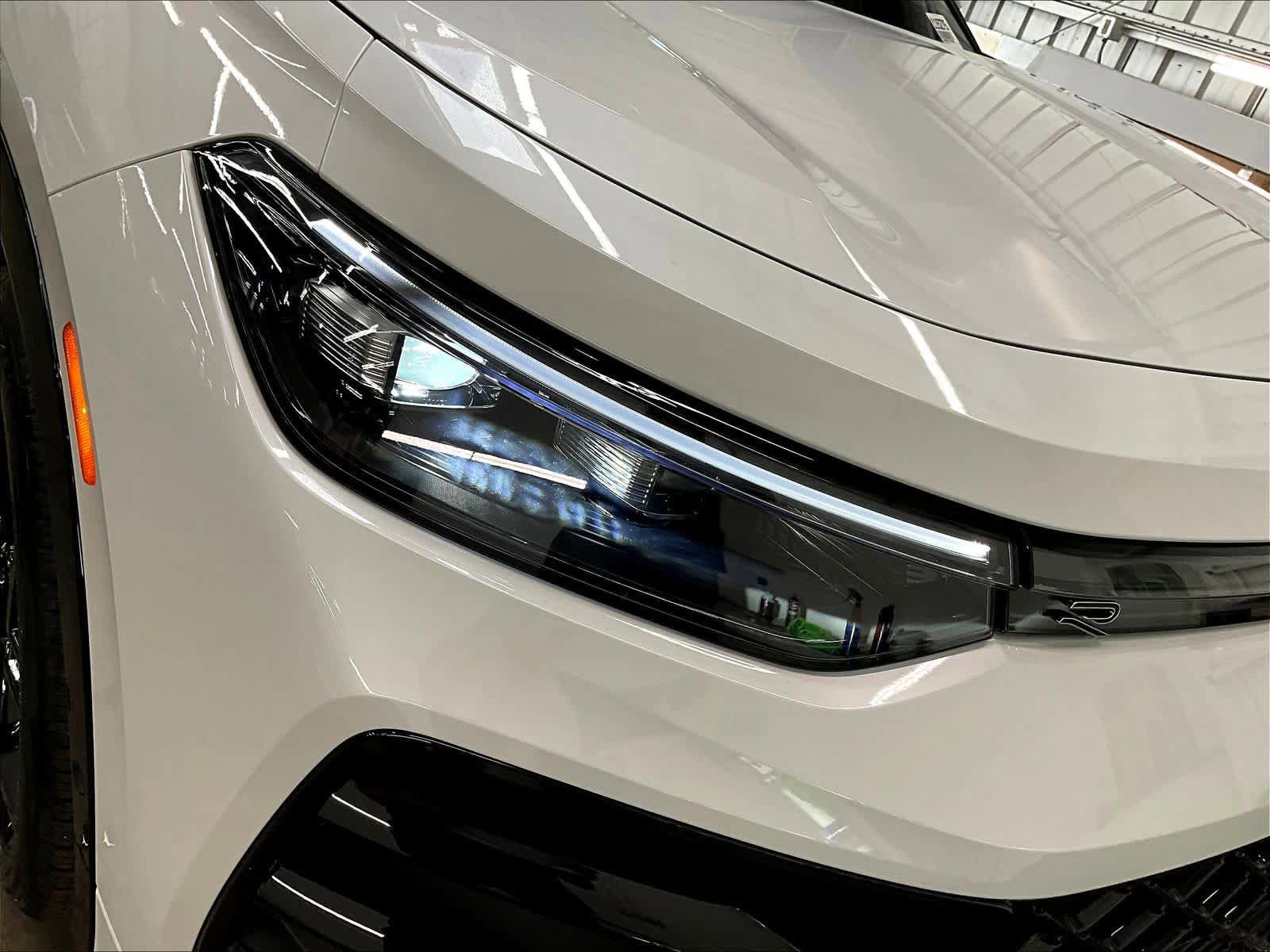 New 2026 Volkswagen Tiguan SE R-Line AWD/4WD image 31