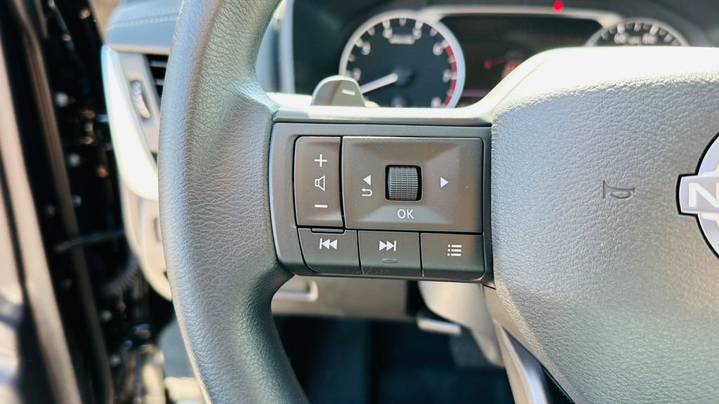 New 2026 Nissan Rogue S image 17