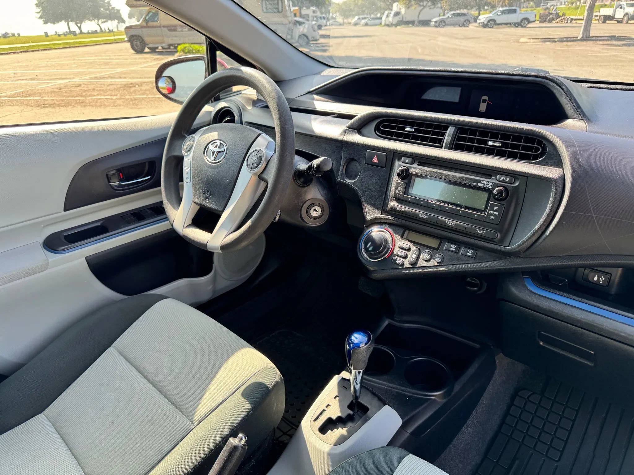 Used 2013 Toyota Prius C Two image 20