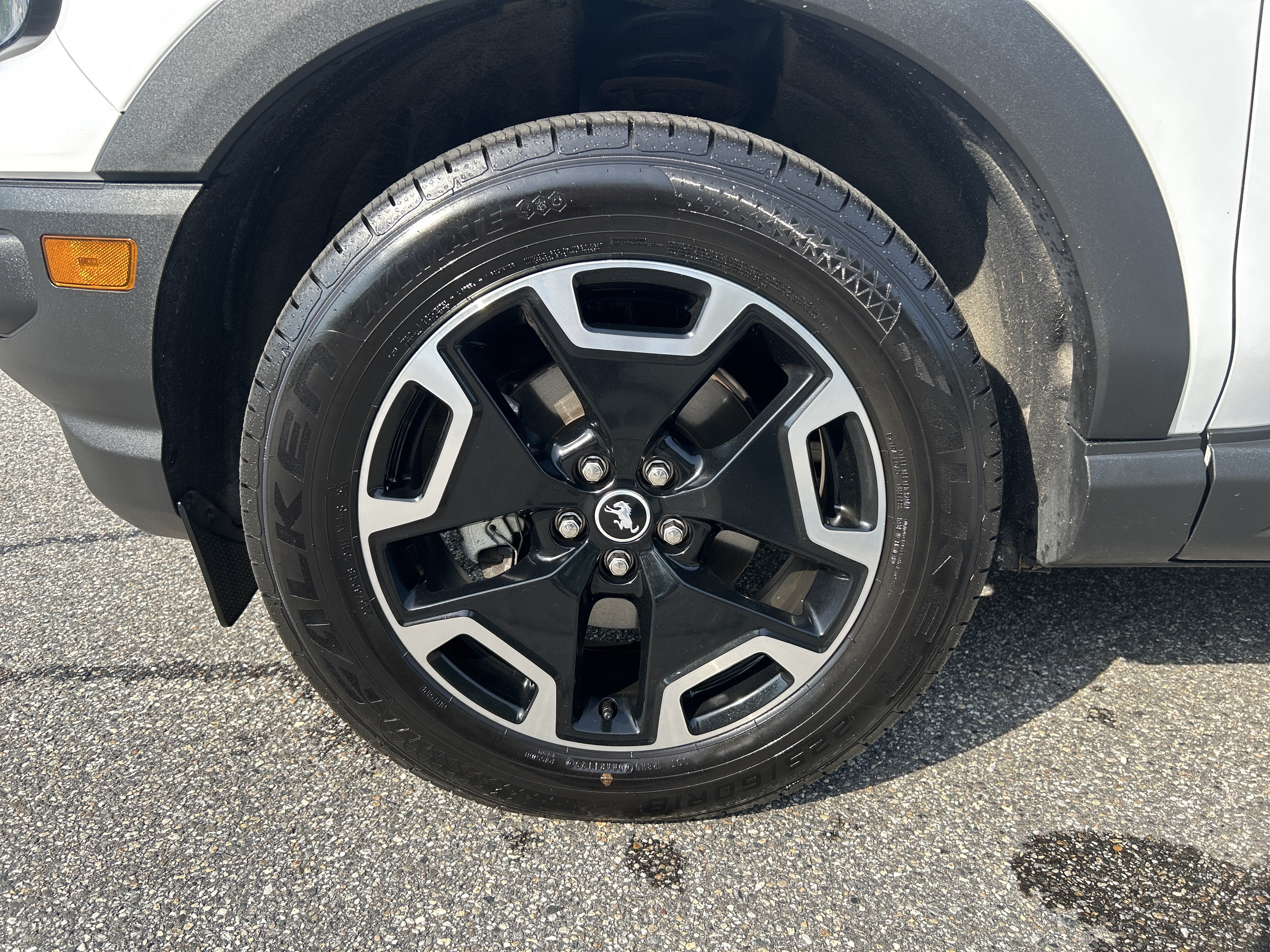 Used 2023 Ford Bronco Sport Outer Banks AWD/4WD image 12