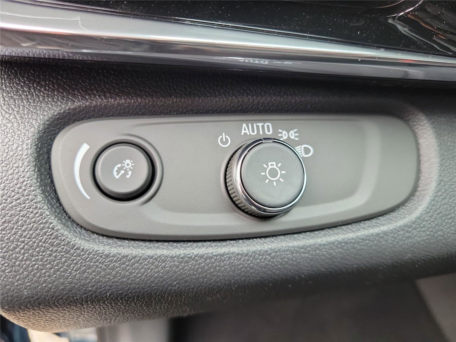 New 2026 Buick Envista Avenir image 21