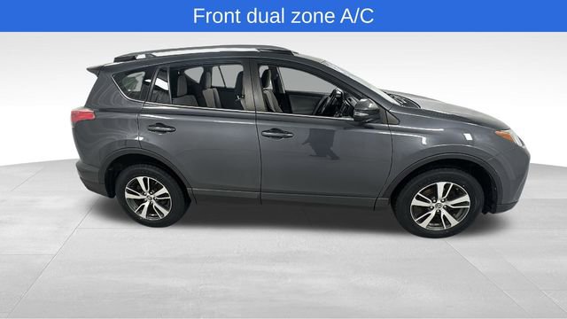 Used 2018 Toyota RAV4 XLE image 2