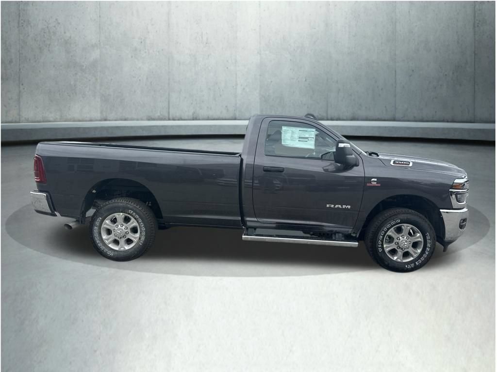 New 2026 RAM 3500 Big Horn AWD/4WD image 6