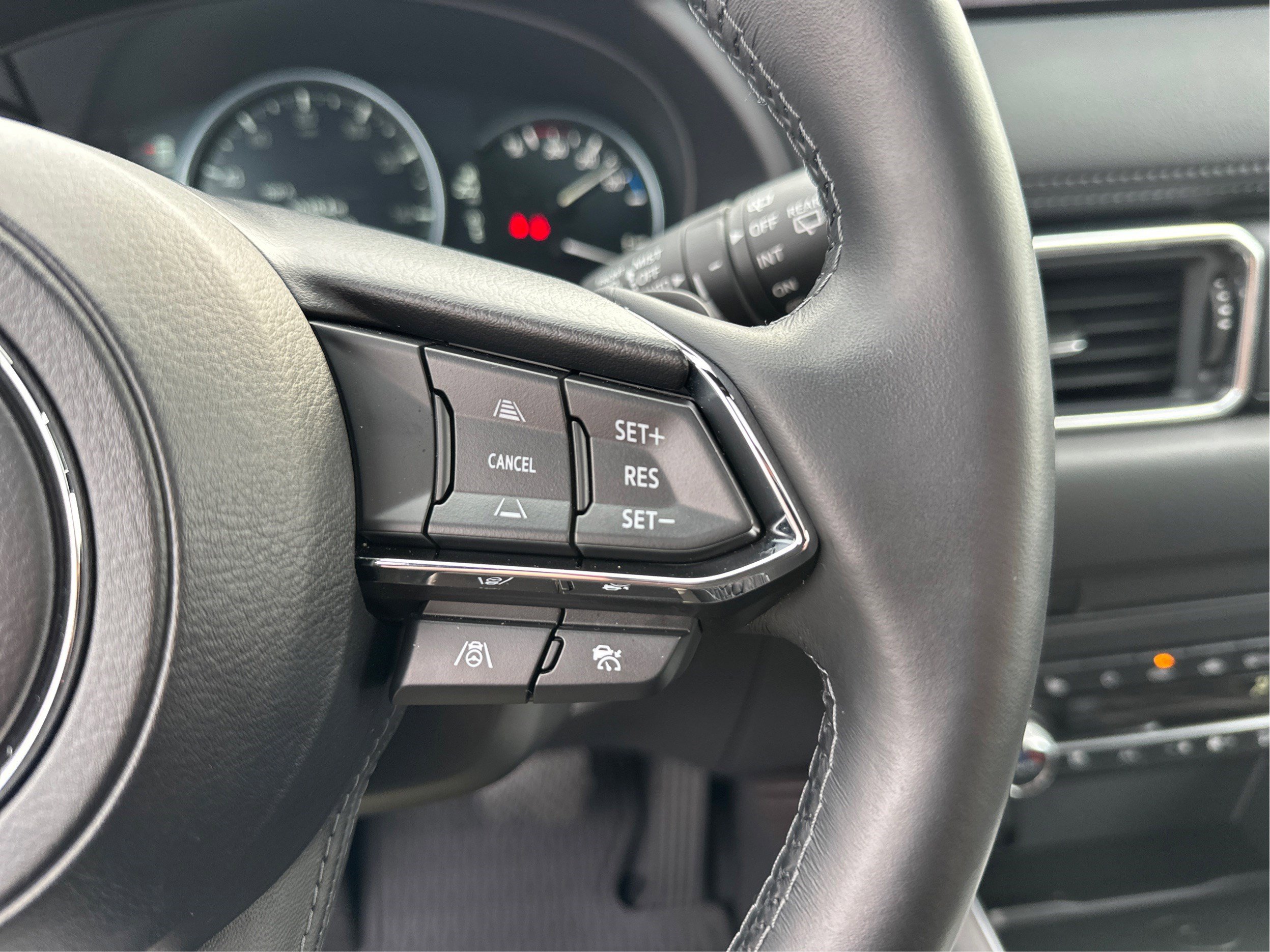 Certified 2025 MAZDA CX-5 Signature image 37