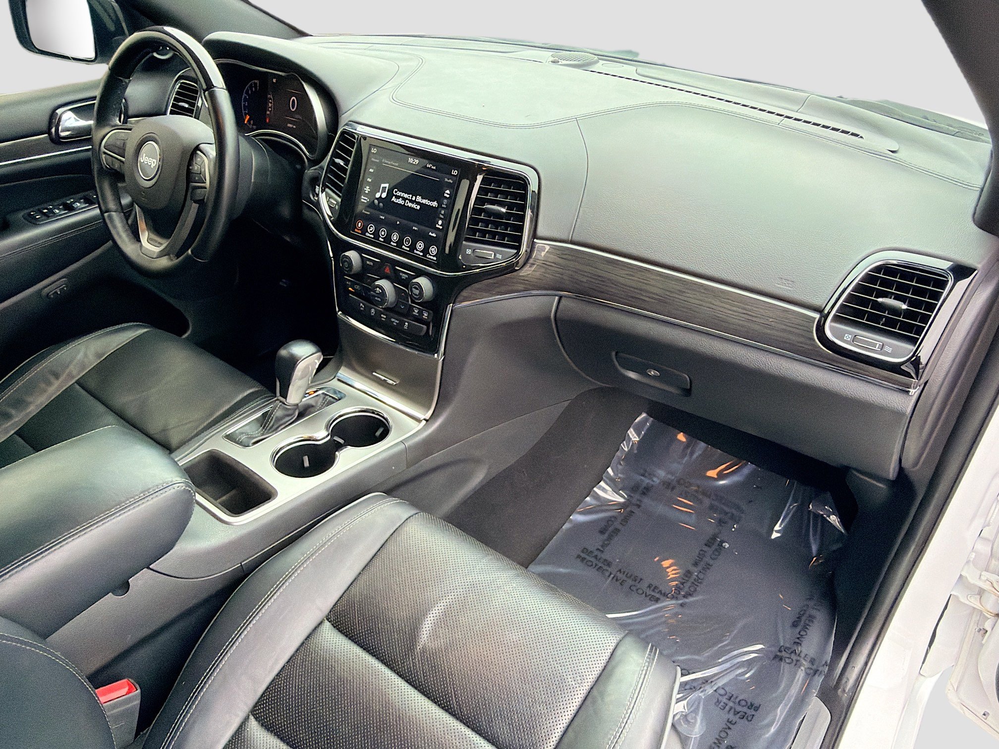 Used 2020 Jeep Grand Cherokee Overland image 13