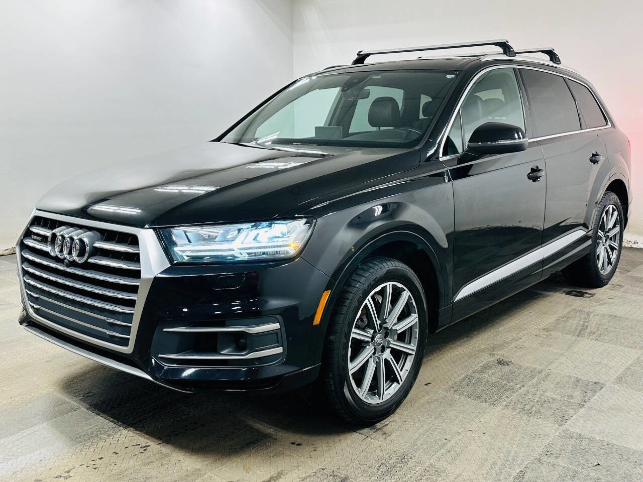 Used 2017 Audi Q7 3.0T Premium Plus image 5