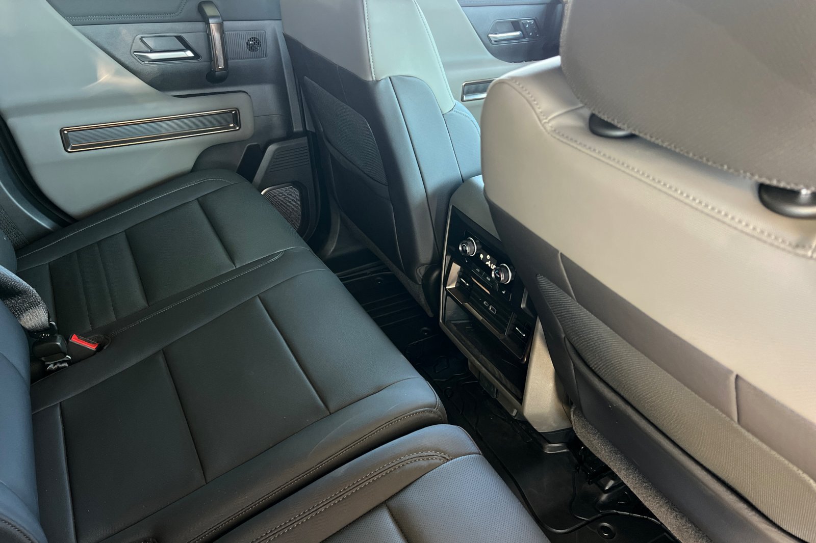 Used 2025 GMC Hummer EV 2X AWD/4WD image 23