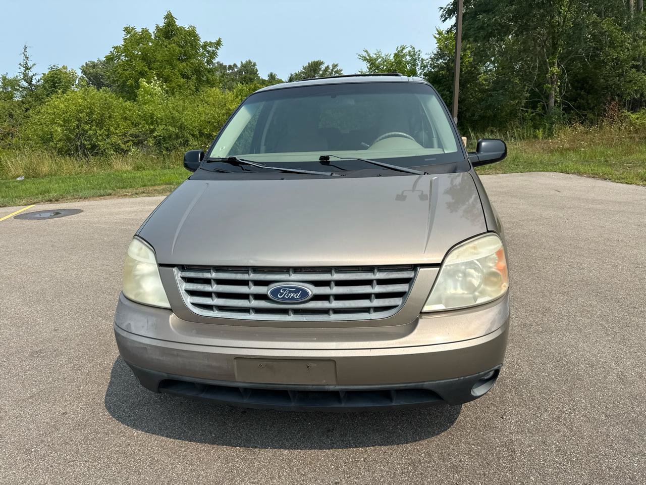 Used 2004 Ford Freestar SES FWD image 2
