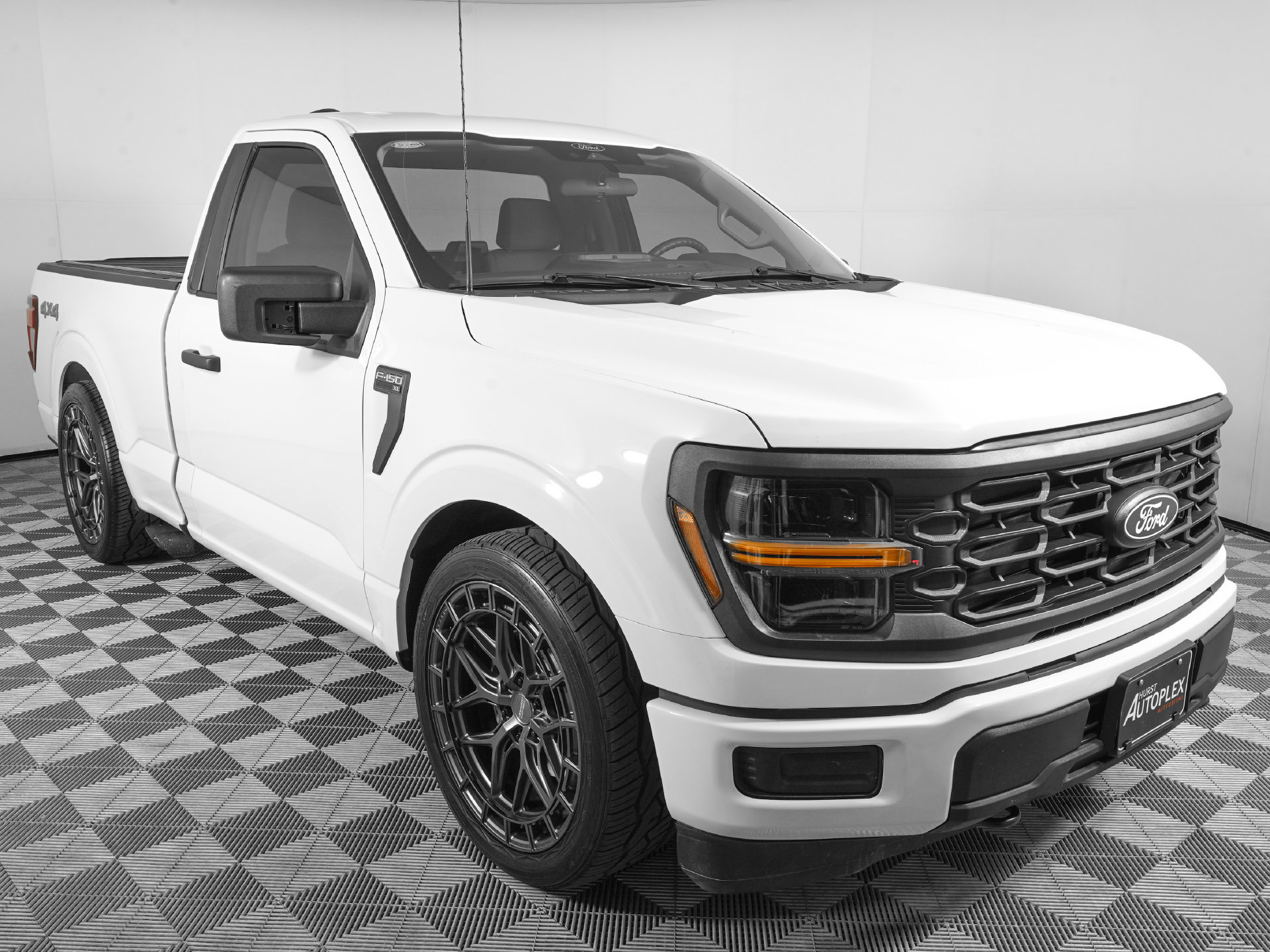 Used 2025 Ford F150 XL AWD/4WD image 3