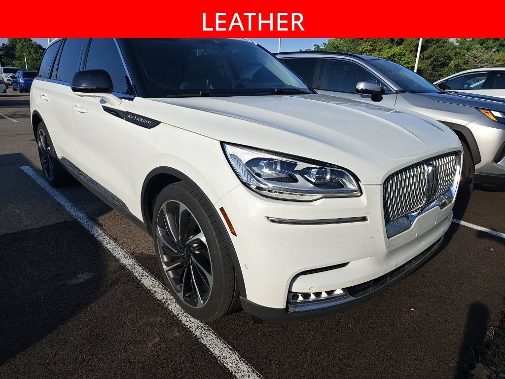 Used 2020 Lincoln Aviator Reserve w/ Equipment Group 202A AWD/4WD image 3