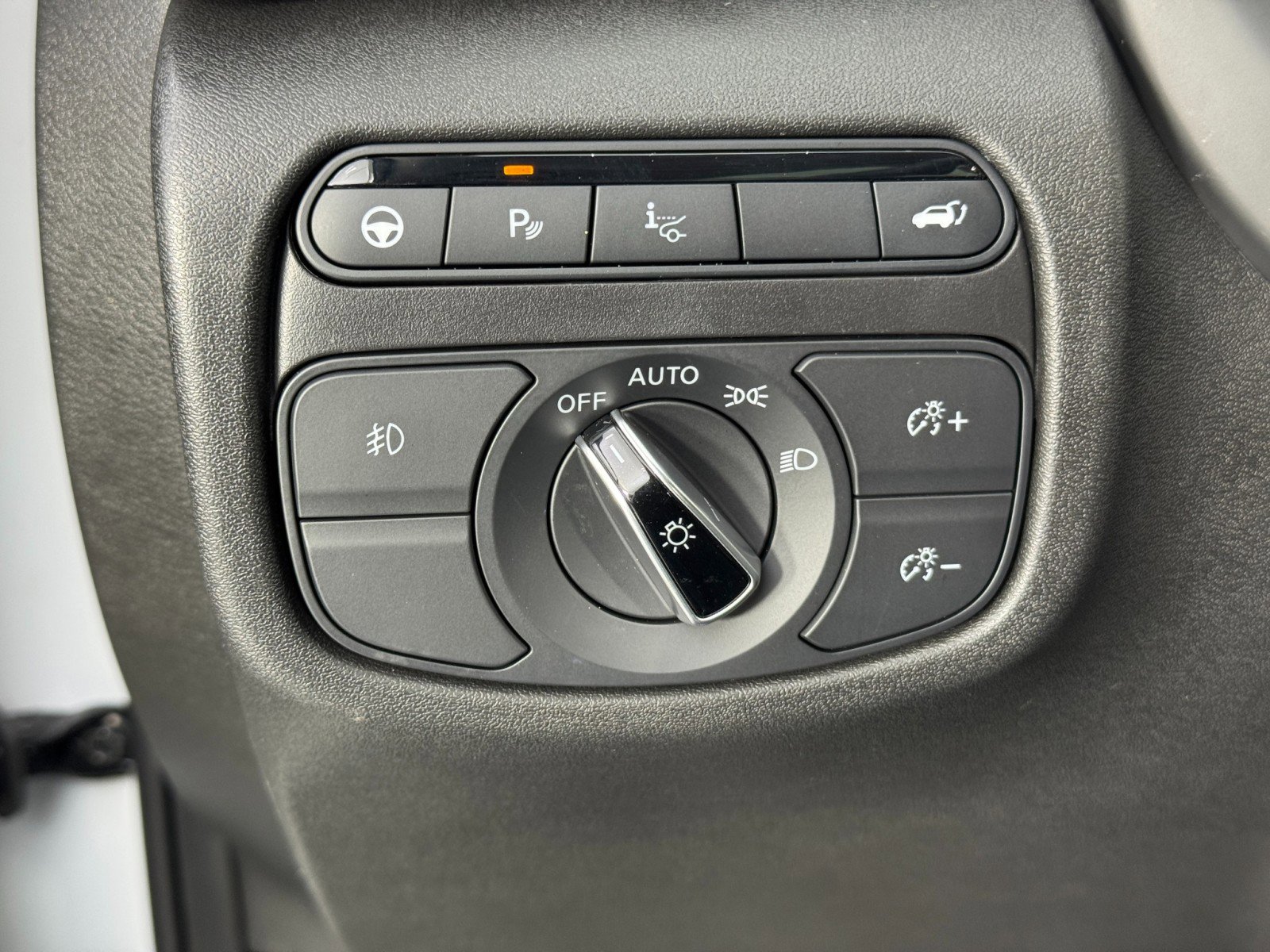 Used 2023 INFINITI QX50 Sensory w/ Accent Package image 19