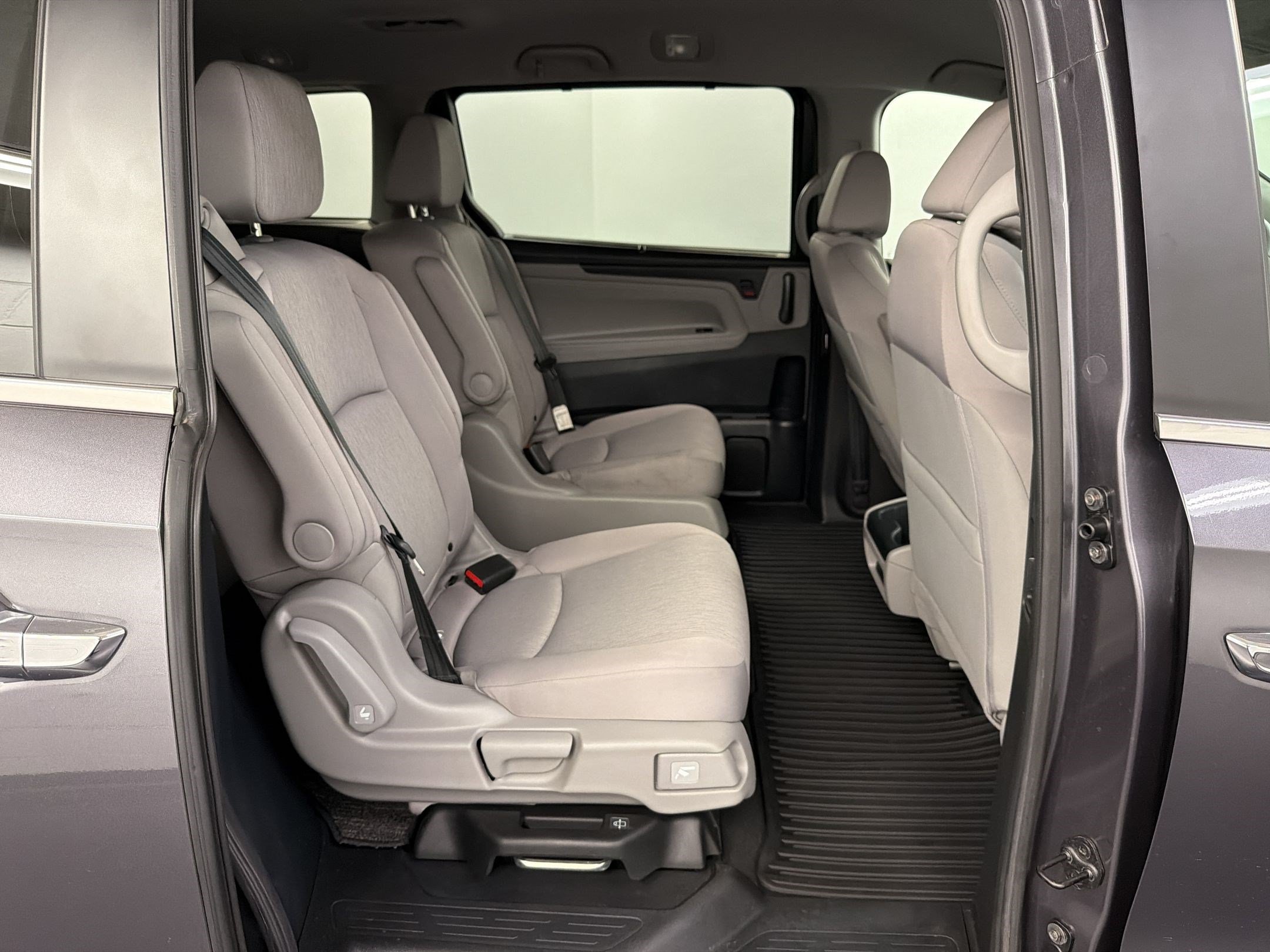 Certified 2024 Honda Odyssey EX image 28