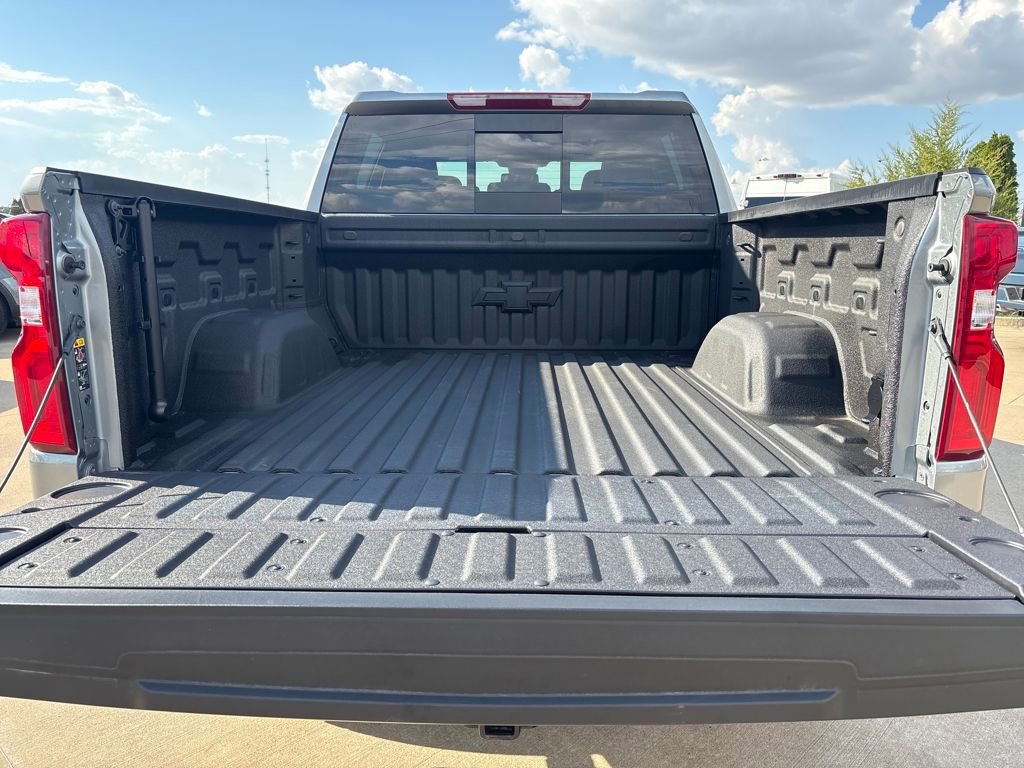 Used 2025 Chevrolet Silverado 1500 LTZ w/ LTZ Premium Package image 28
