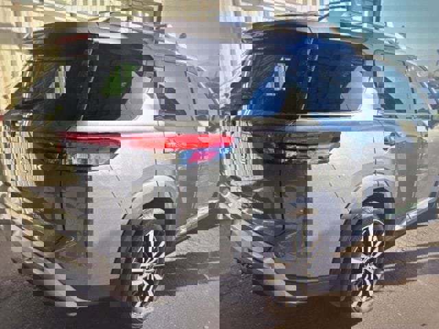 Certified 2024 Nissan Pathfinder Platinum w/ Cargo Package image 5