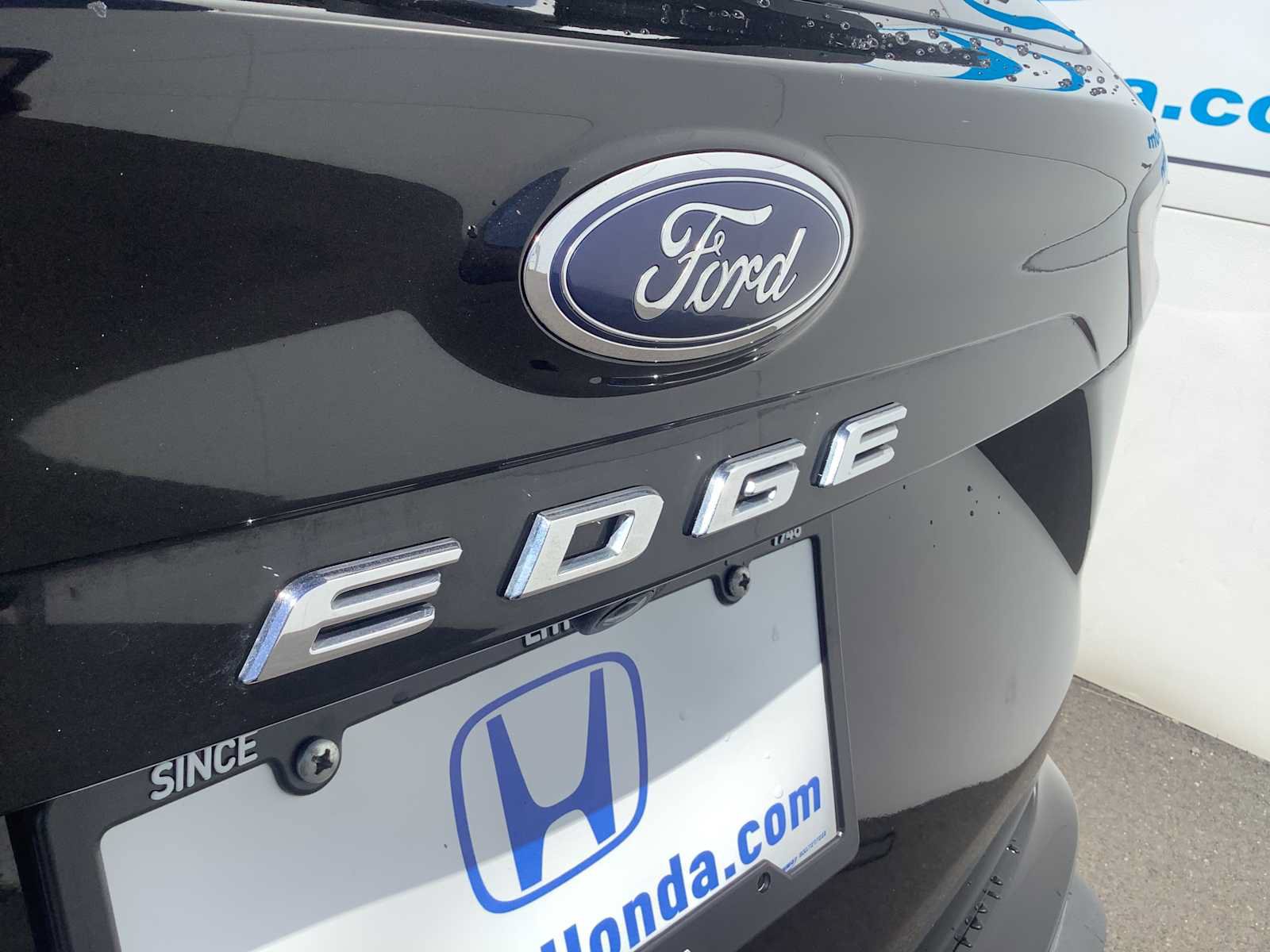 Used 2024 Ford Edge Titanium AWD/4WD image 7