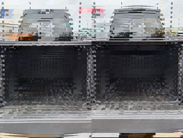 Used 2018 GMC Sierra 1500 SLT w/ Texas SLT Premium Package AWD/4WD image 31