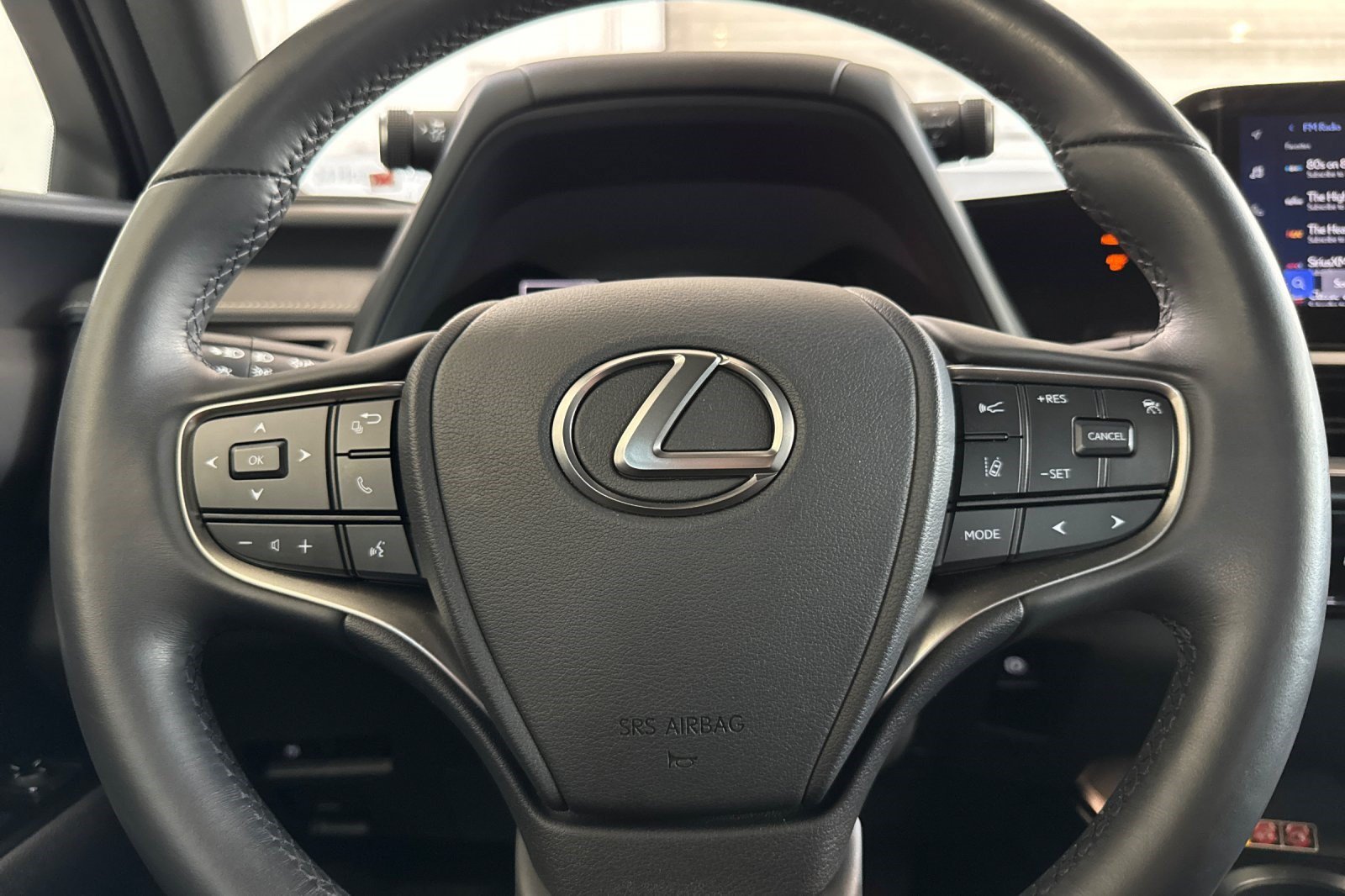 Certified 2023 Lexus UX 250h FWD w/ Accessory Package (Z2) image 29