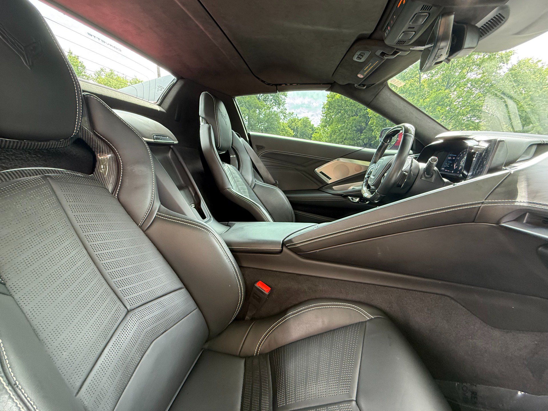 Used 2024 Chevrolet Corvette Z06 RWD image 38