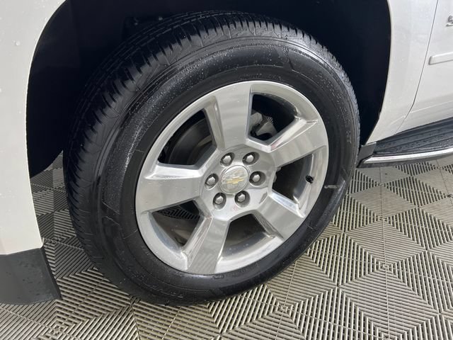 Used 2019 Chevrolet Suburban Premier w/ Max Trailering Package AWD/4WD image 27