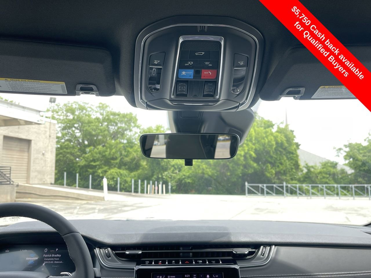 New 2025 Jeep Grand Cherokee Laredo X w/ Luxury Tech Group I image 3