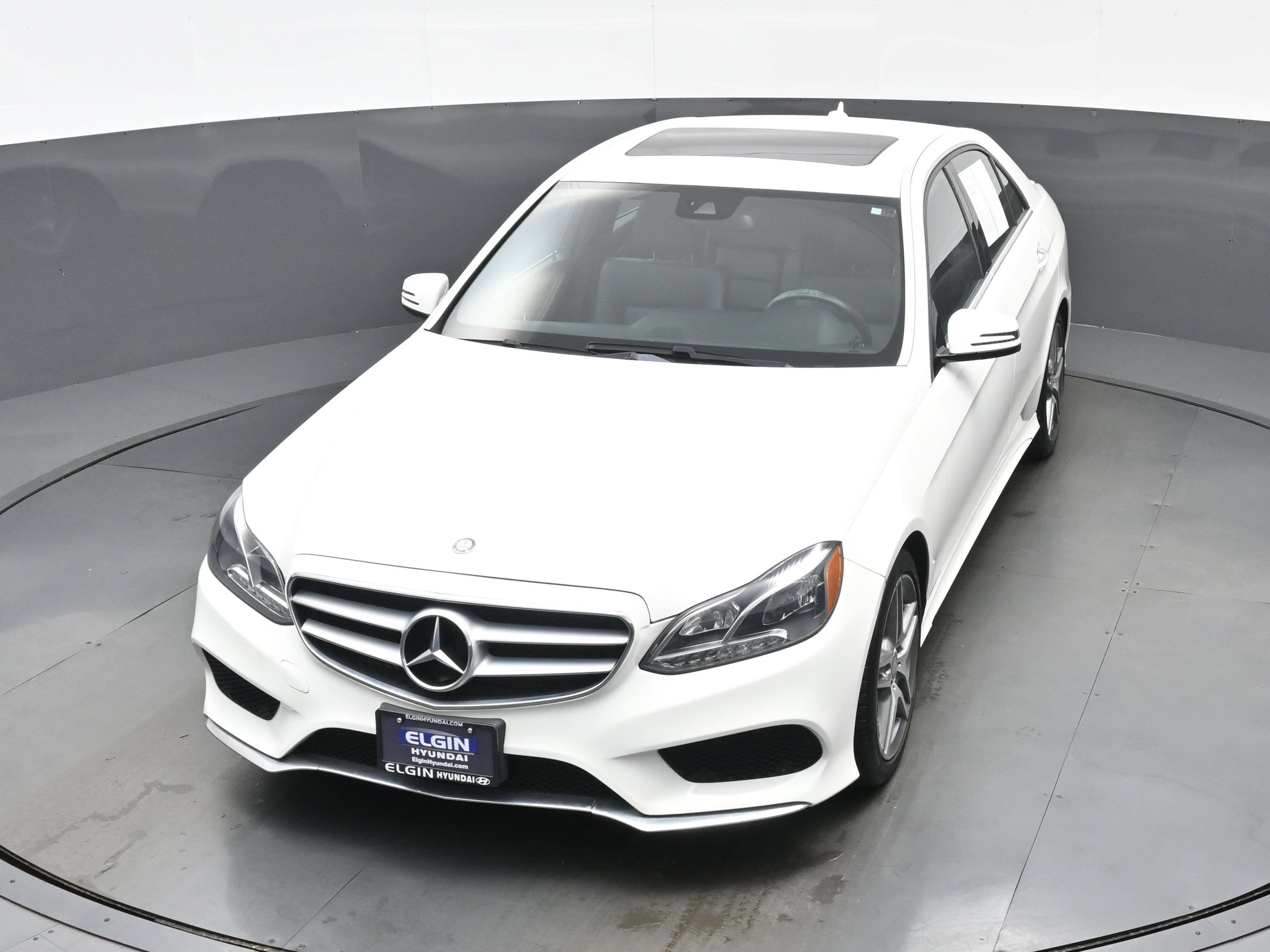 Used 2015 Mercedes-Benz E 350 4MATIC Sedan image 39